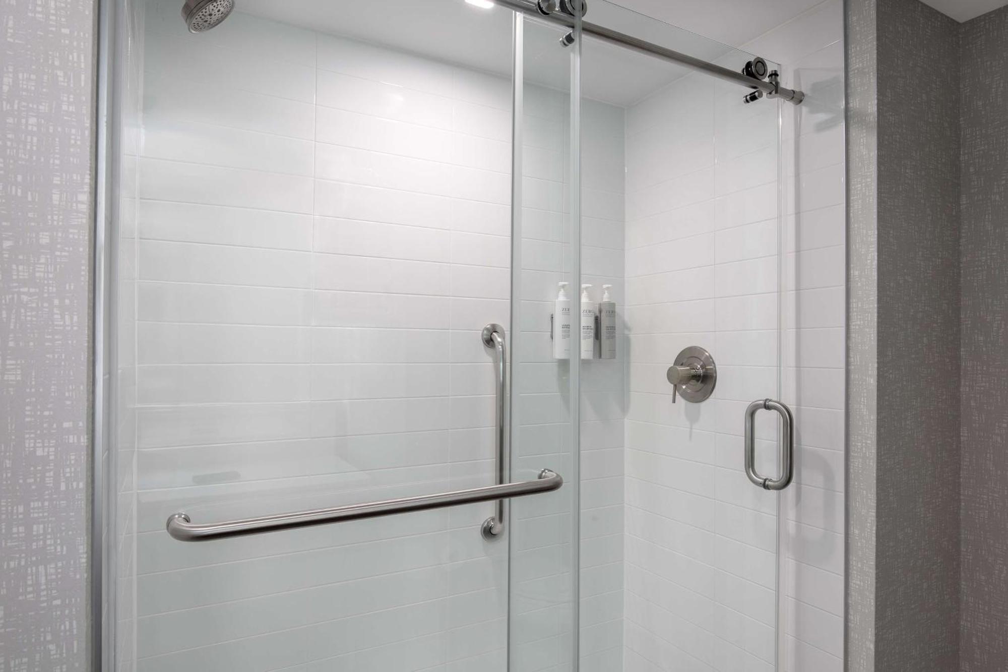 Hampton Inn By Hilton Brampton - Toronto Exterior foto